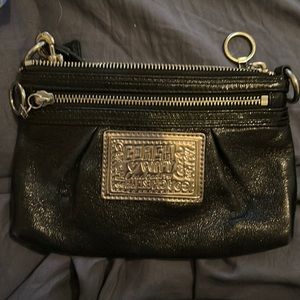 Poppy wristlet! 🌺